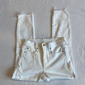 White Gap True Skinny High Rise Jeans size 28